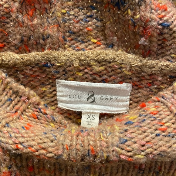 Lou & Grey pullover sweater in XS. Minor signs of wear. Warm and super cute! - Picture 3 of 5